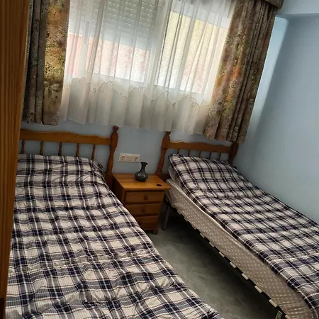 Between Sea And Party, Ranchos, Levante First Line, Terraced Apartment, Self Check-in, Free Parking Бенидорм