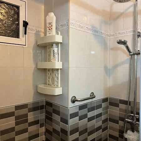 Between Sea And Party, Ranchos, Levante First Line, Terraced Apartment, Self Check-in, Free Parking Бенидорм
