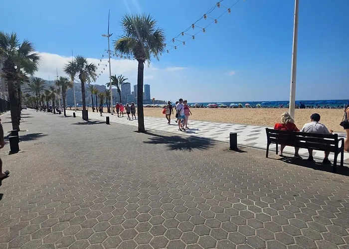 Between Sea And Party, Ranchos, Levante First Line, Terraced Apartment, Self Check-in, Free Parking * Бенидорм